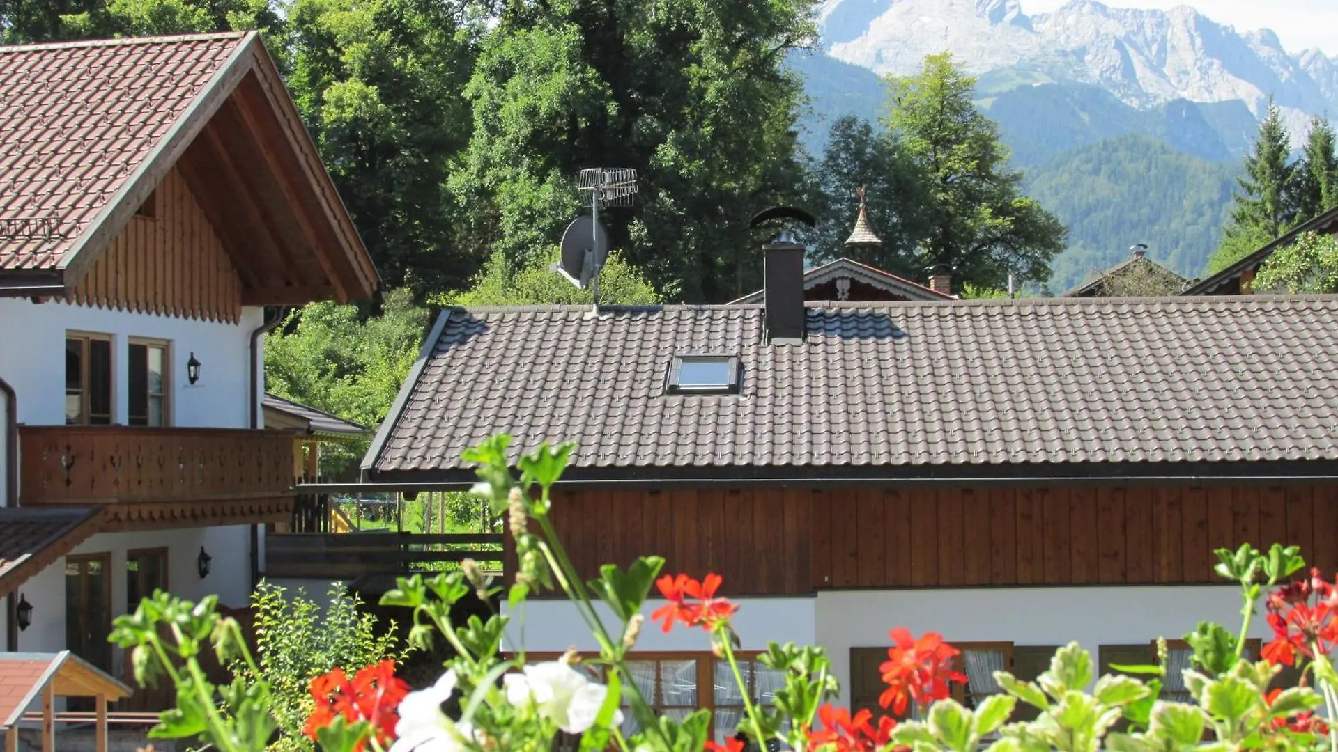 Ferienhaus Schnackenhaeusl Garmisch-Partenkirchen Germany